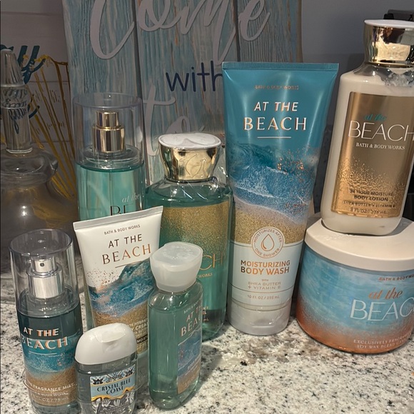 Bath & Body Works At The Beach Collection - Blue and Gold